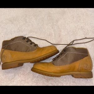 🟤 Tan/Brown a clue length Timberlands 🟤